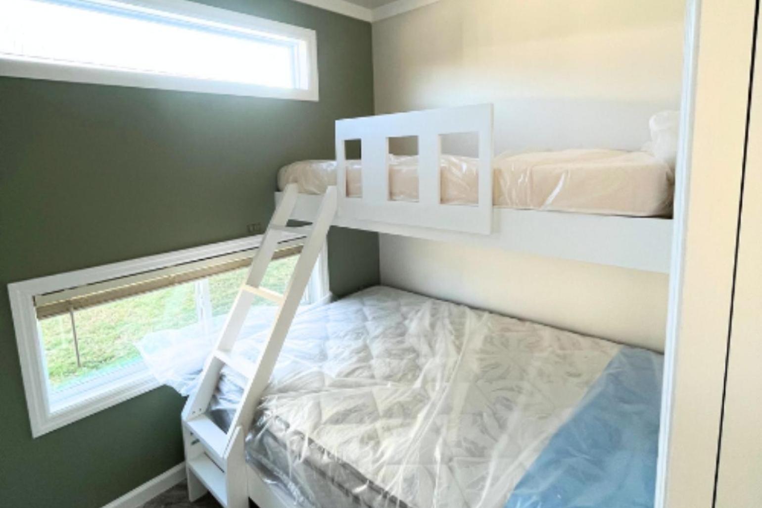 Jellystone Park Birchwood Acres Villa Greenfield Park Екстериор снимка